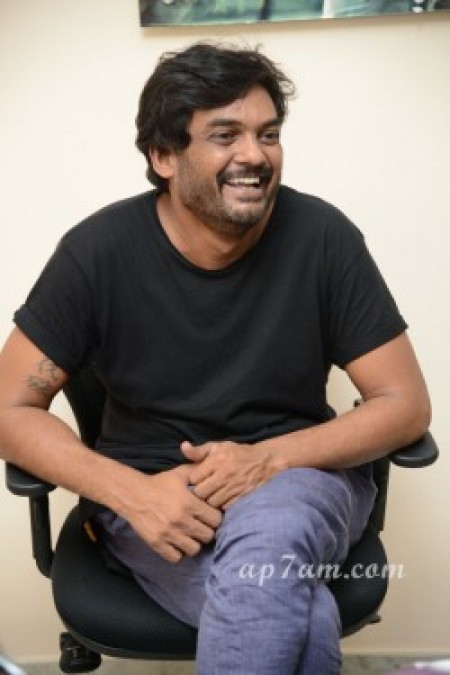  Puri new script work in Bangkok for whom ?