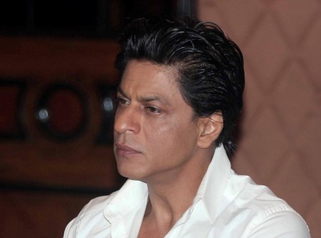 Shah Rukh thrilled over D'Décor's digital step