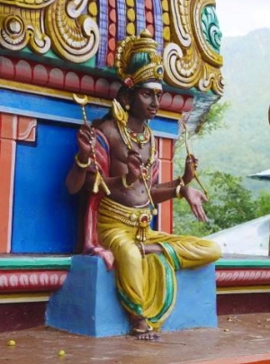 శని దేవుడు ఇలా కూడా శాంతిస్తాడు