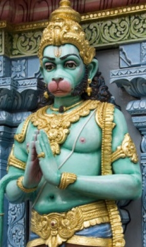 తనని నమ్మిన భక్తులను భగవంతుడు ఎప్పుడూ గెలిపిస్తూనే ఉంటాడు