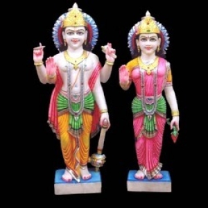 అసలైన ఆనందం భగవంతుడి సేవలోనే లభిస్తుంది