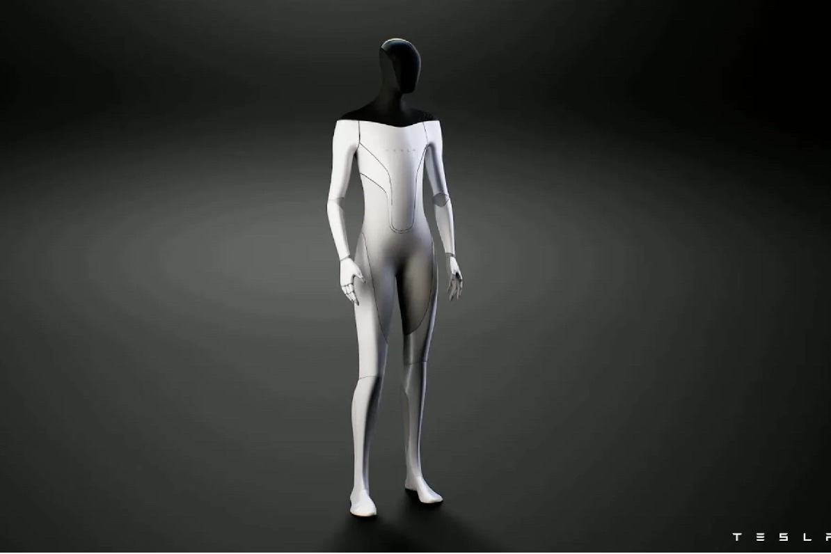 5.8-inch Tesla humanoid robot coming next year, says Musk