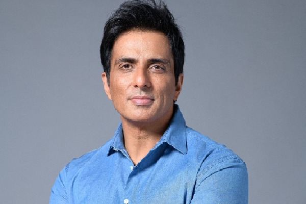 I-T sleuths 'search' Sonu Sood's home for second day