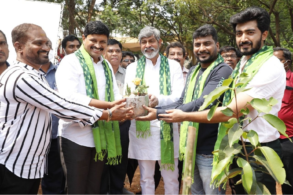 Jagapathi Babu hails Telangana's proposed Green Fund