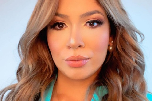 Popular Brazilian singer Marilia Mendonca dies in plane crash