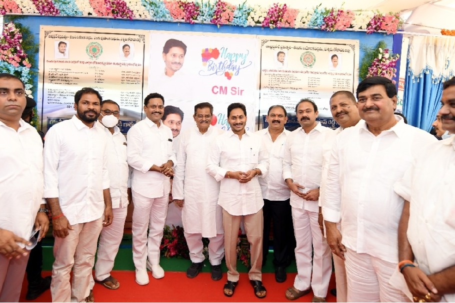 Andhra launches scheme to give full rights to beneficiaries over houses