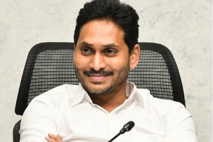 BJP leaders read Chandrababu Naidu's script: YSRCP