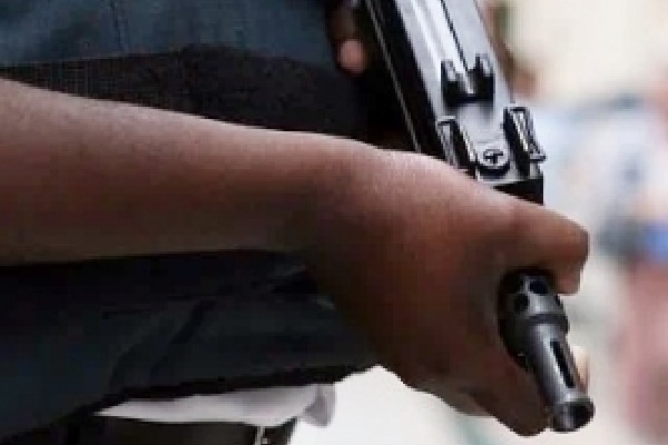 6 injured as bank guard's gun goes off accidentally in UP district