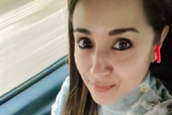 Trisha recovers from Covid-19, to fly back from London