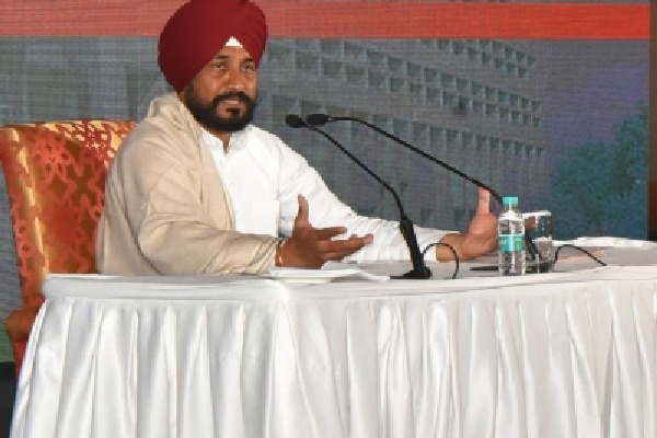 Channi regrets PM's security breach during virtual meeting on Covid