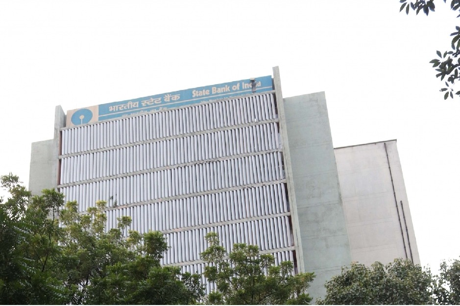 SBI withdraws circular on pregnant womens' employment eligibility