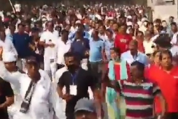 Vizag Steel Plant workers intensify protest against privatisation