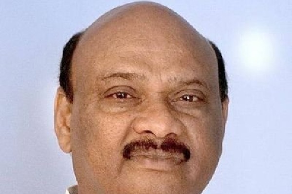 Ayyanna takes on Sajjalla for saying Sunitha a pawn in Chandrababu Naidu's hands