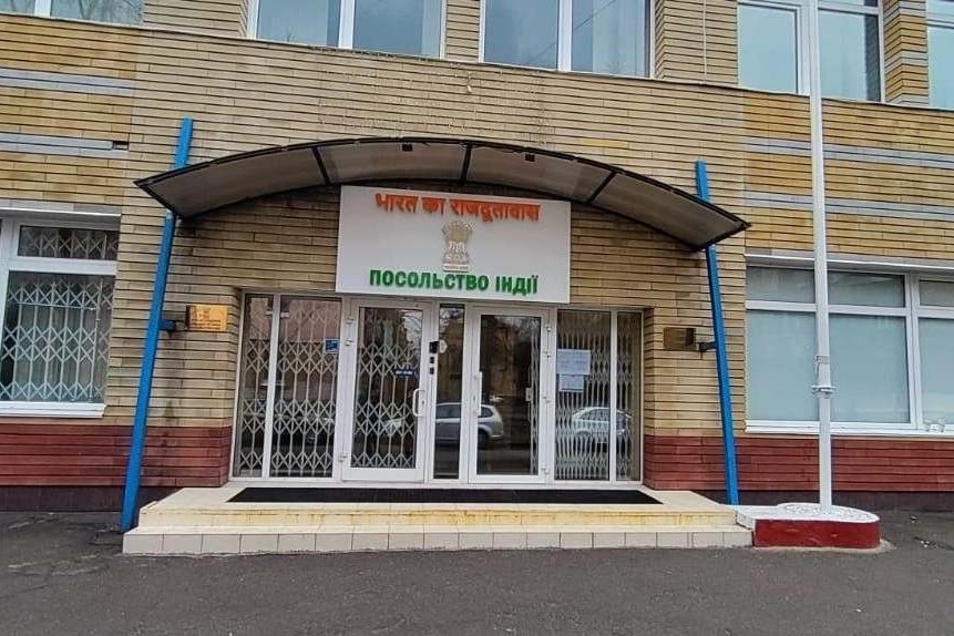 Indian Embassy asks stranded nationals to leave Kiev using corridor