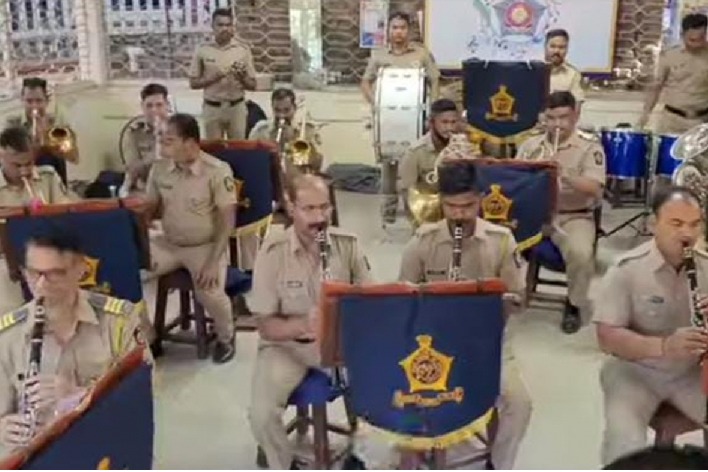 Devi Sri Prasad reacts to Mumbai Police's rendition of 'Srivalli'