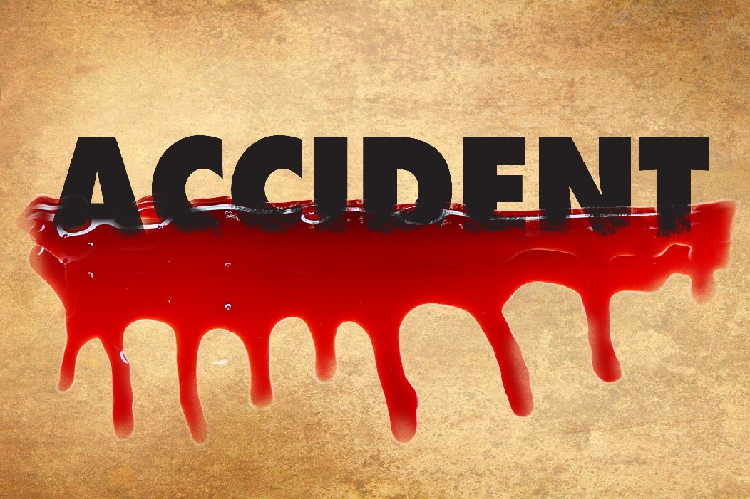 2 killed, 15 injured in bus-truck collision in Andhra