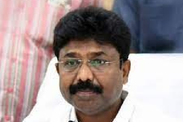 Cabinet rejig:  Adimulapu Suresh clears air on rift with Balineni Srinivasa Reddy