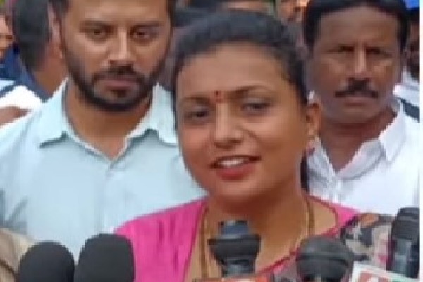 Can wait to act in movies but getting minister post is a life-time chance: Roja