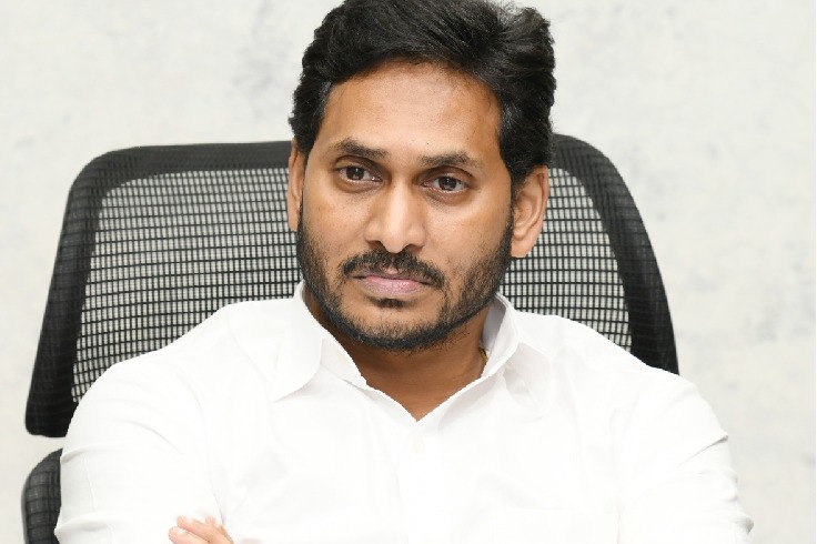 Andhra suspends two RTA officials for 'snatching' car for CM's convoy