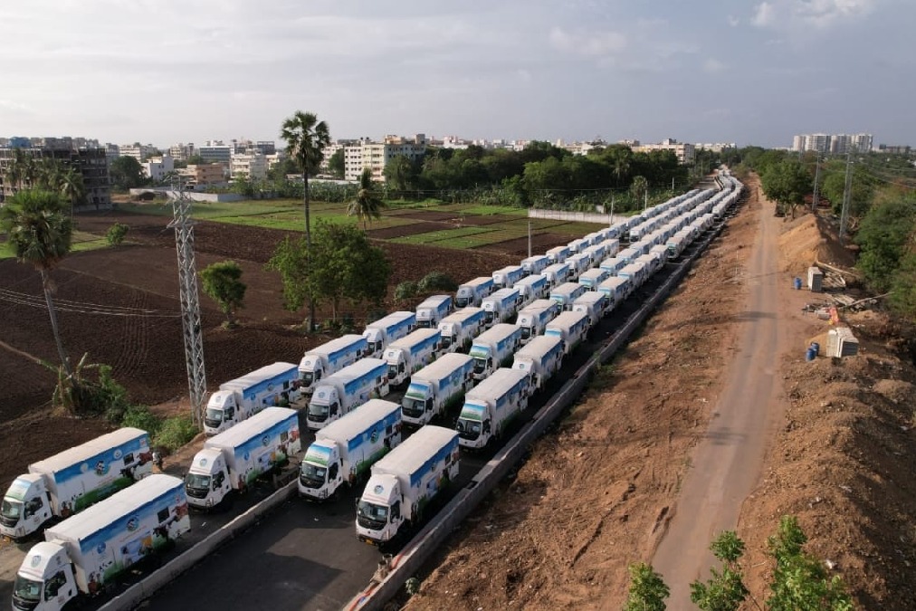 Andhra Pradesh CM flags off 175 veterinary ambulances