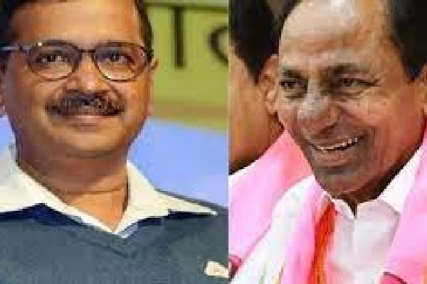 KCR to distribute cheques to kin of farmers who died during stir against farm laws