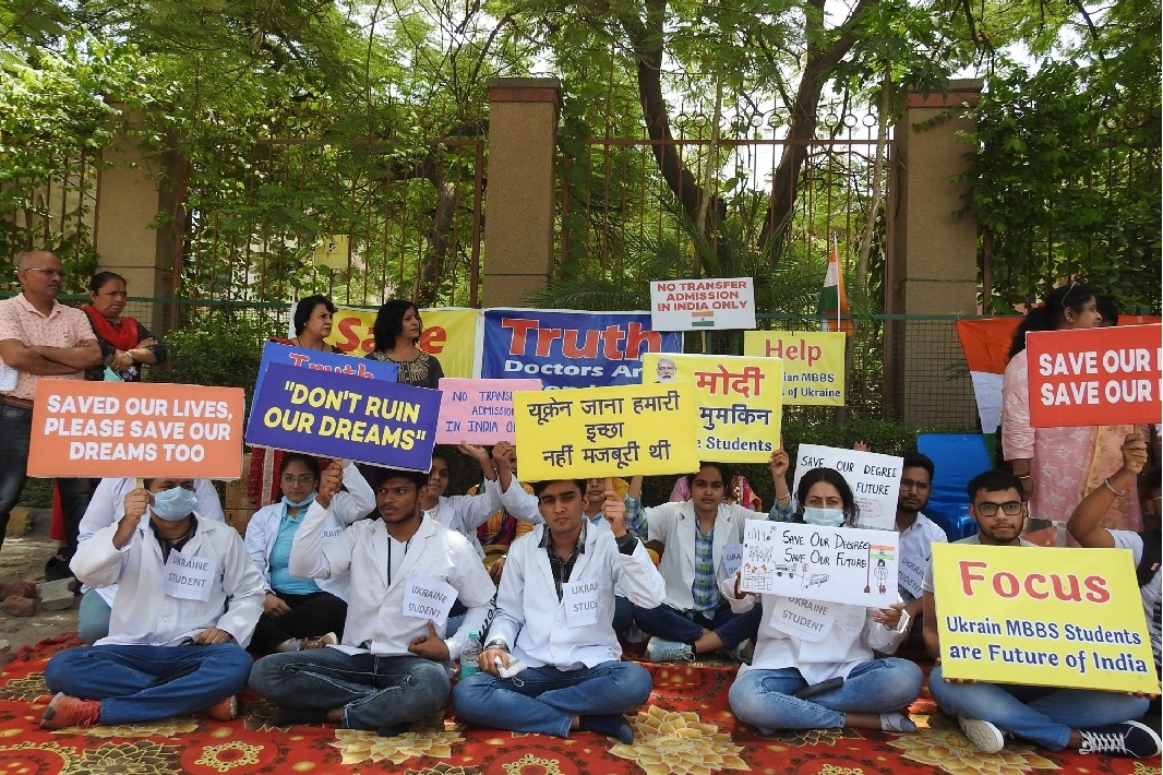 Families of Indian students who fled Ukraine step up pressure on govt