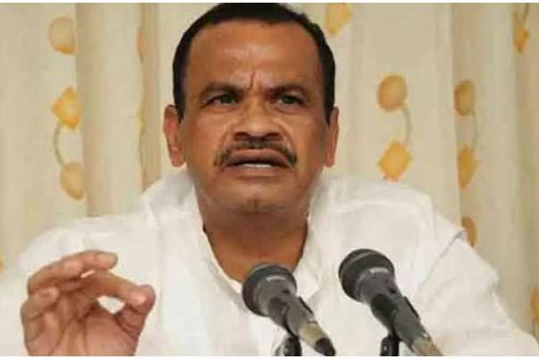 Govt pushed State into debt trap: MP Komatireddy 