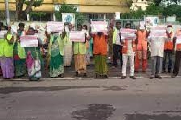 AP govt agrees to fulfil demands of 35,000 municipal workers, hikes salaries