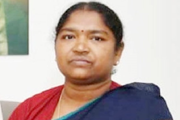 Telangana: Cong MLA Seethakka clarifies over casting vote in prez elections