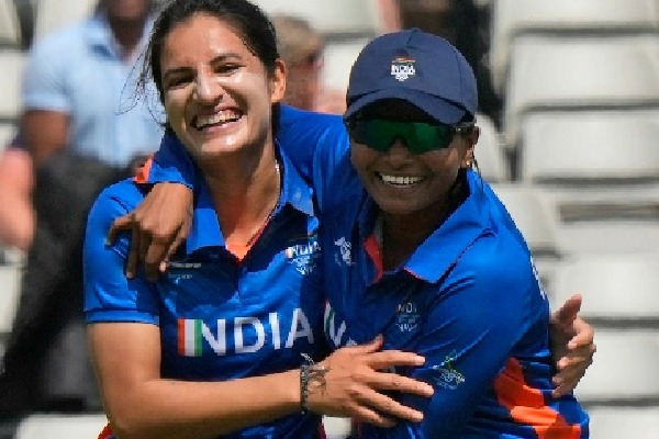 CWG 2022: Renuka Thakur surprises Australia's fabulous foursome with fantastic spell
