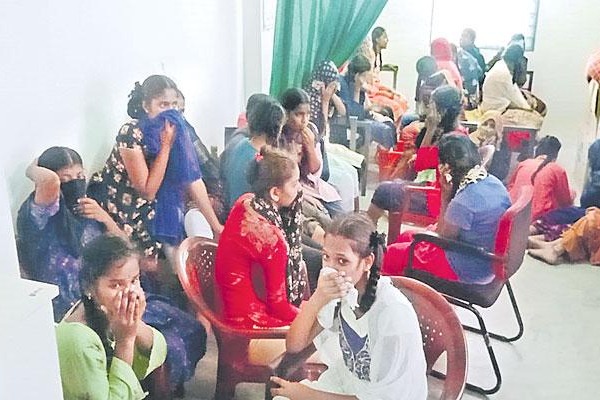 Students made to do 200 sit-ups for not wearing two braids