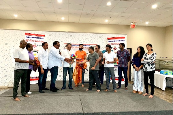 డాలస్ లో తానా ఆధ్వర్యంలో "ట్రైన్ లైక్ ఏ హిమాలయన్ యోగి" యోగా శిక్షణ కార్యక్రమానికి మంచి ప్రజాదరణ…