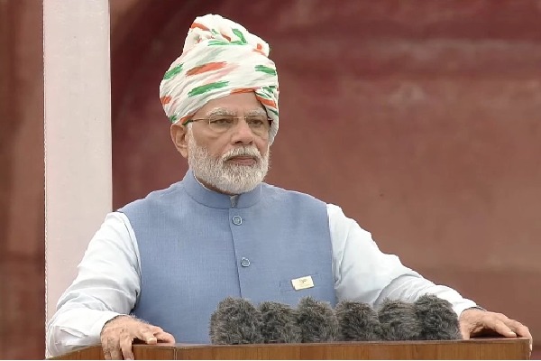 Respect women, support Nari Shakti: PM Modi in I-Day Speech