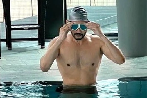 For first time, Namrata shares shirtless pic of actor Mahesh Babu