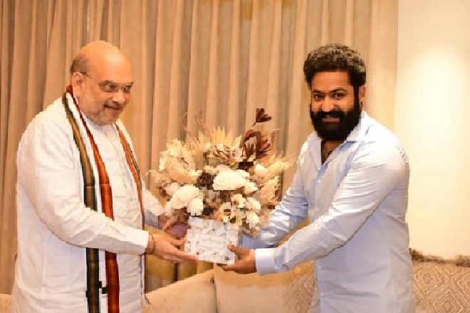 Amit Shah meets Jr NTR in Hyderabad