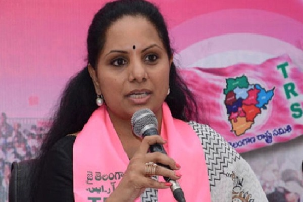BJP activists try to lay siege to MLC Kavitha’s house