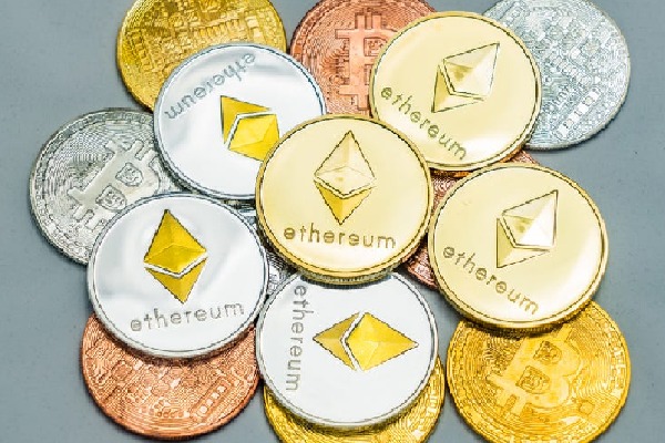 Police arrest two crypto currency fraudsters in UP, recover Rs 9 cr 