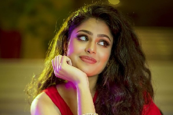 ‘Jaathi Ratnalu’ fame Faria Abdullah coming with 'Like Share Subscribe' movie