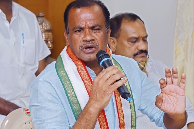 Congress MP Komatireddy predicts party's defeat in by-poll