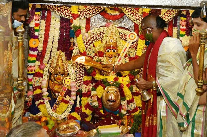 Major temples in T'gana, Andhra closed due to solar eclipse