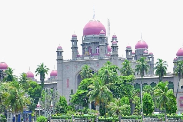 Telangana HC quashes OMC case against IAS officer
