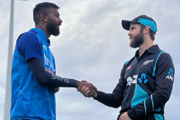 IND v NZ, 2nd T20I: New Zealand win toss, elect to bowl first against India at Bay Oval