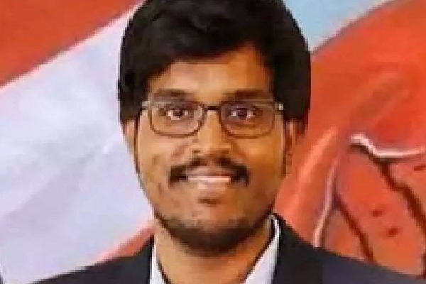 Congress strategist remains elusive, Hyderabad police serves notice