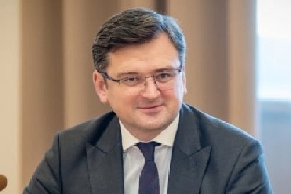 Ukraine aims to hold peace summit this winter: FM