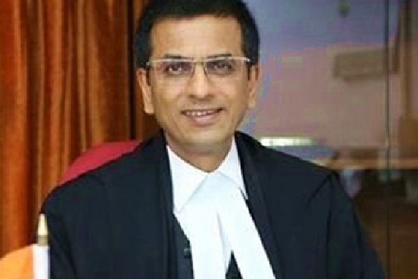 'See, that's where I sit', CJI brings daughters to SC