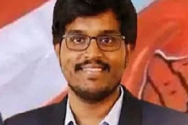 Telangana Congress' strategist appear before police for questioning