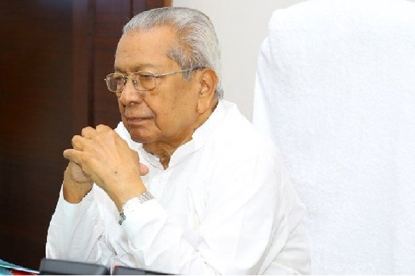 Andhra govt employees seek Governor's intervention for salaries