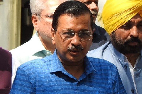 Kejriwal appears before CBI regarding excise policy scam