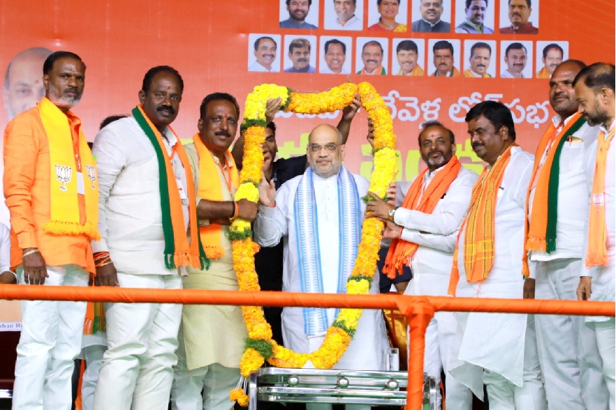 Aggressive BJP, spirited Congress working overtime to stymie BRS