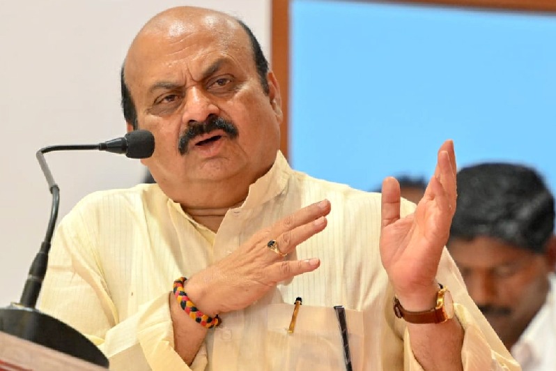 Bommai urges Siddaramaiah not to halt key schemes for 'freebies'